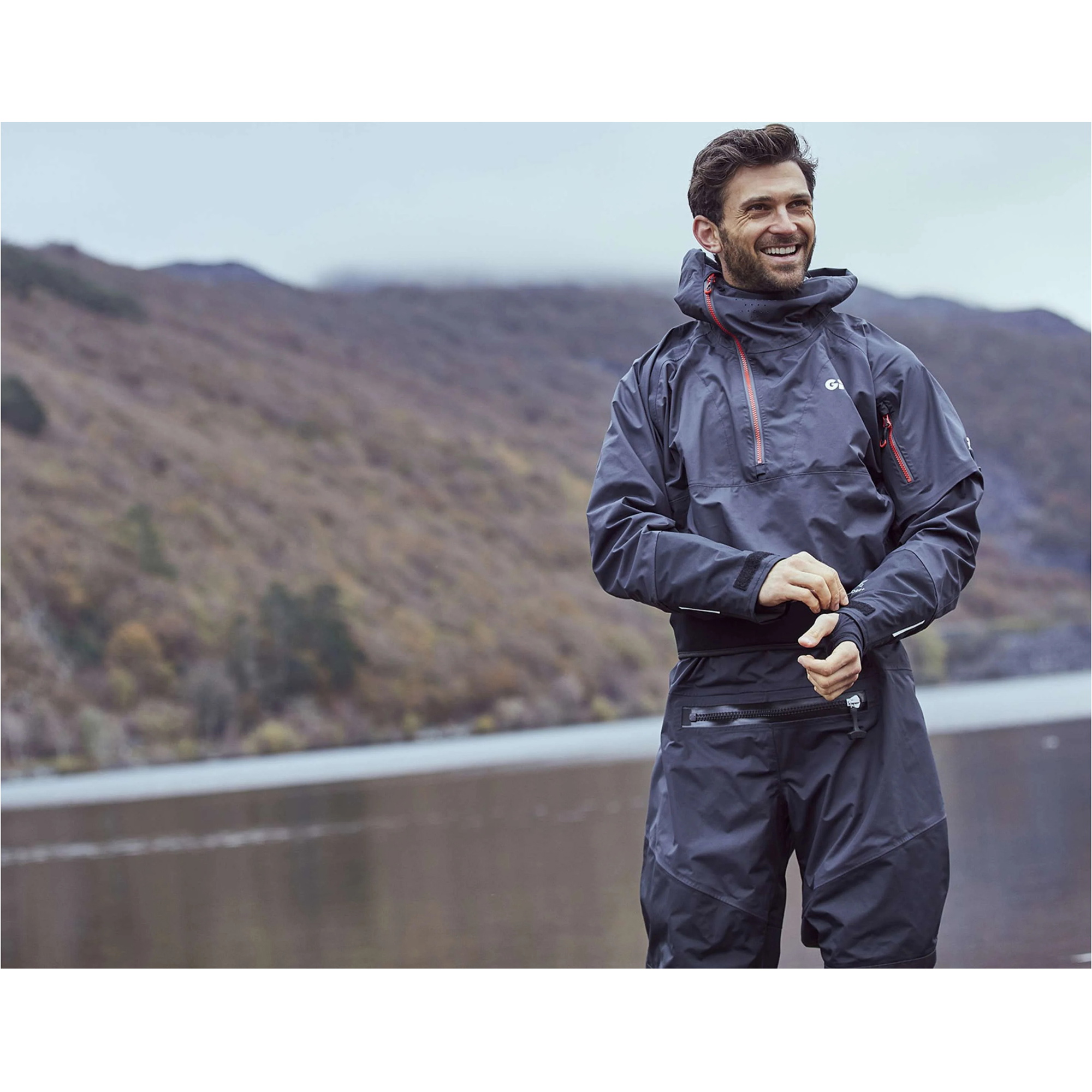 2026 Gill Verso Back Zip Drysuit & Con Zip 4805 - Graphite